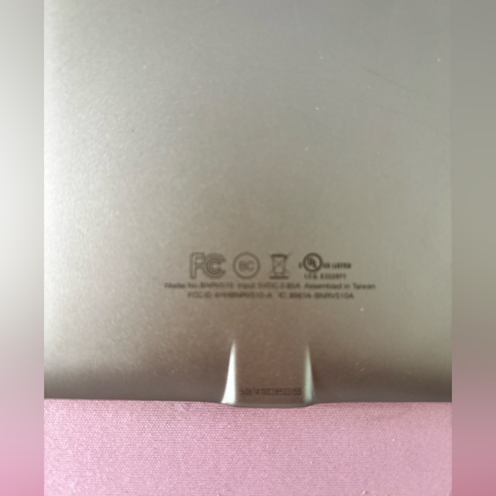 Nook e-Reader Tablet - Silver - Picture 3 of 3